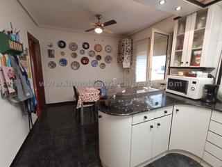 Appartement  Calle santa justa. Piso en zona semillero.