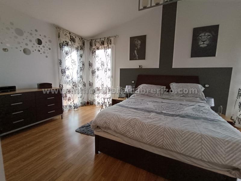 Foto 01ab8ebc-98f7-4dfc-bb00-79a506321983. Haus mit kamin heizung in Clavijo