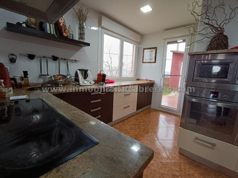 Foto 81dba927-ef7a-411f-abeb-fd90c2831341. Haus mit kamin heizung in Clavijo