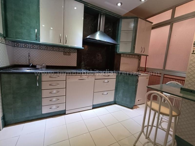 Foto 0bac1559-6141-4688-8977-68193f450ac0. Appartement avec chauffage parking dans Gran Via Logroño