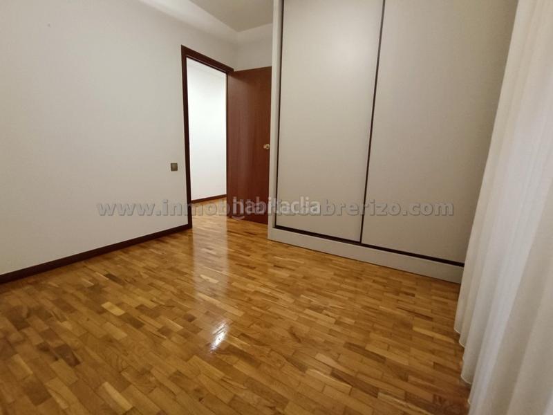 Foto 552de4a5-7e30-4d4f-874a-366d3e854339. Appartement avec chauffage parking dans Gran Via Logroño