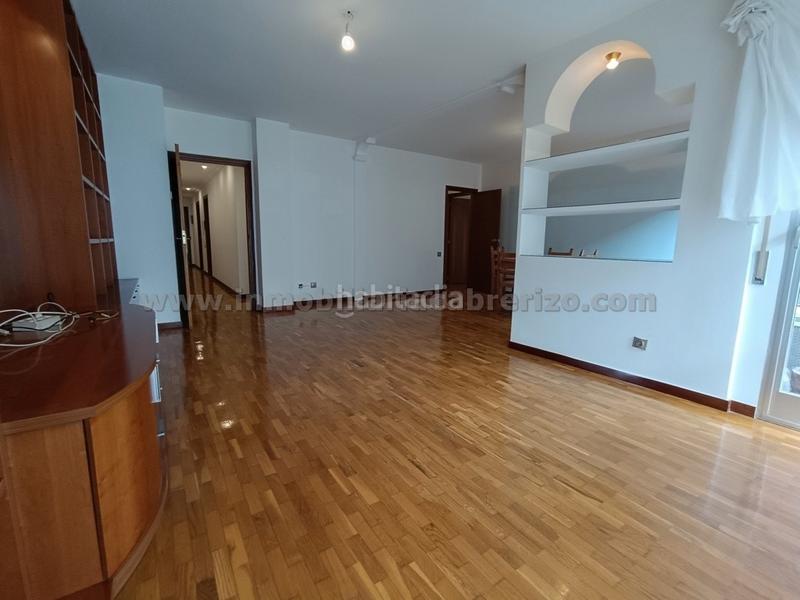 Foto 6d395287-3fd4-4394-a639-68c27a80e9c7. Appartement avec chauffage parking dans Gran Via Logroño