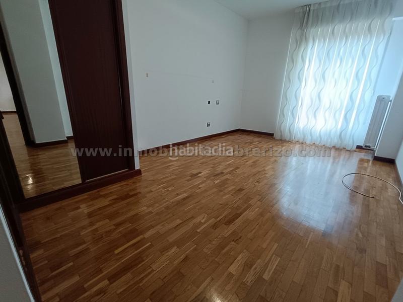 Foto 71d86bbe-301c-49b4-8df7-478576ddfe7d. Appartement avec chauffage parking dans Gran Via Logroño