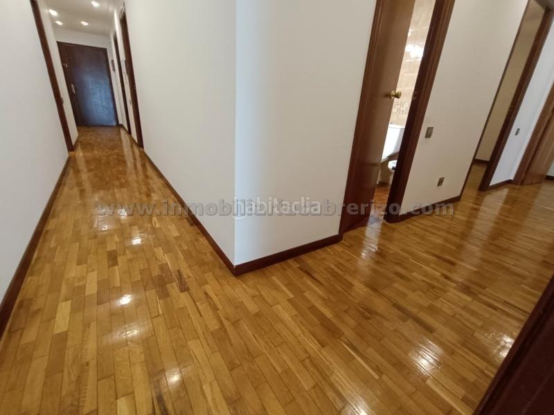 Foto 75a305a9-e0a7-4c15-9ce8-5a5271c91620. Appartement avec chauffage parking dans Gran Via Logroño