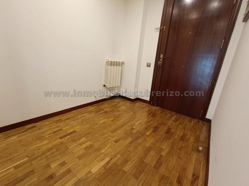 Foto afa725f8-2d1c-4371-9de3-75b1ed33684c. Appartement avec chauffage parking dans Gran Via Logroño