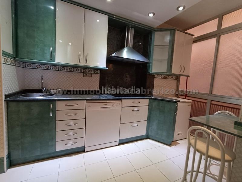 Foto b7a81fe2-496c-4bcf-af5c-523542941e6f. Appartement avec chauffage parking dans Gran Via Logroño
