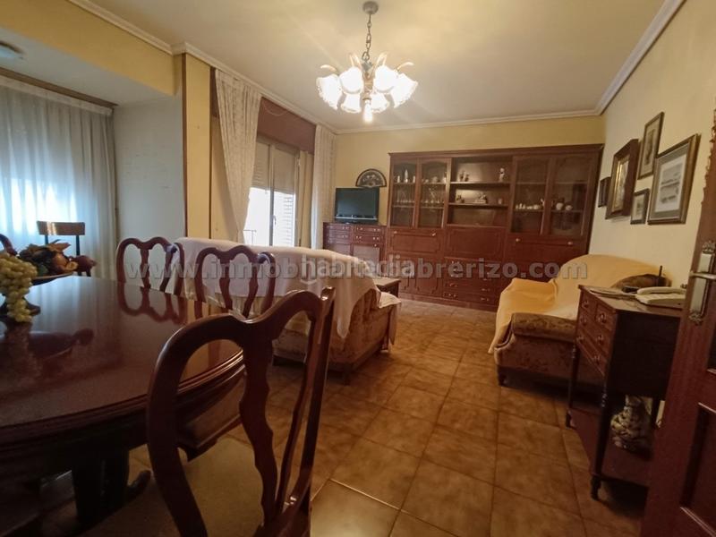 Foto 18abd218-7273-4af4-85f9-7a56f4e5c33f. Piso en San Millán - Ayuntamiento Logroño