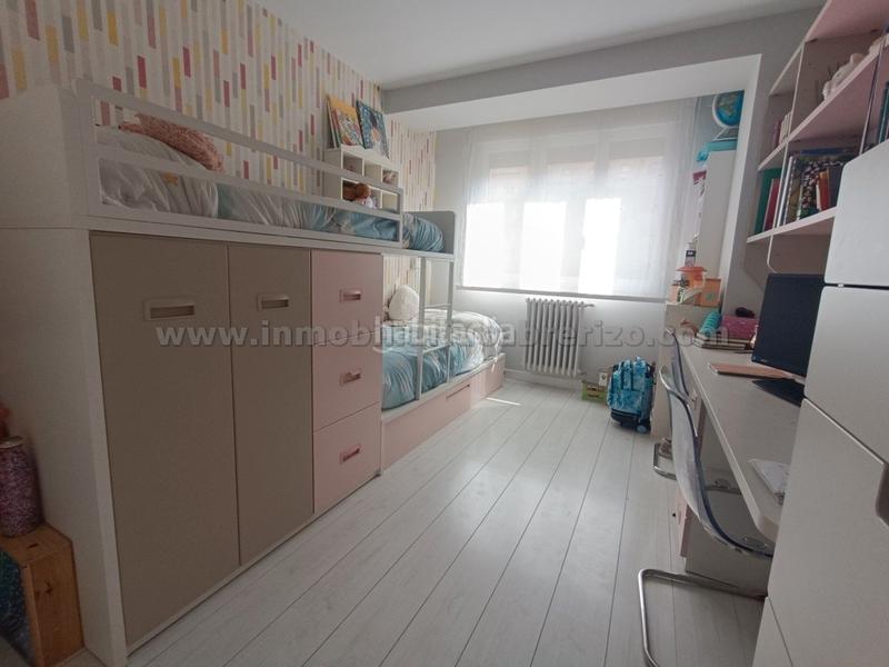 Foto 50e58407-3ed4-4451-b75d-733ea9c1f215. Etagenwohnung mit heizung in Gran Via Logroño