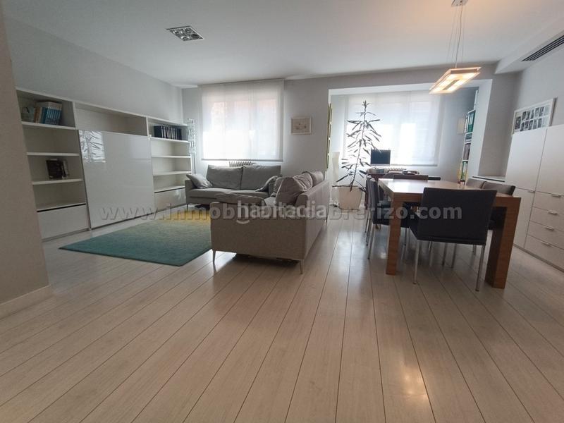 Foto 8c5d3f20-c783-433c-a9f0-875f14c5c248. Etagenwohnung mit heizung in Gran Via Logroño