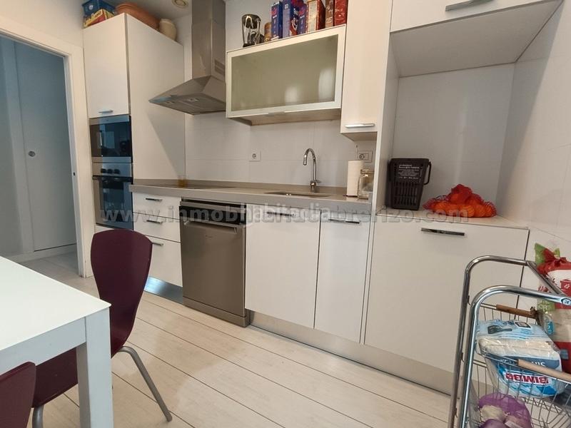 Foto dac1e0ce-7ad8-48b7-86a3-0136b22f33b4. Etagenwohnung mit heizung in Gran Via Logroño