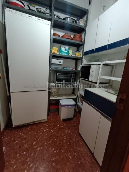 Foto 238b06fb-3ec5-4693-a473-73fe428000f7. Flat with heating in Jesuitas Logroño