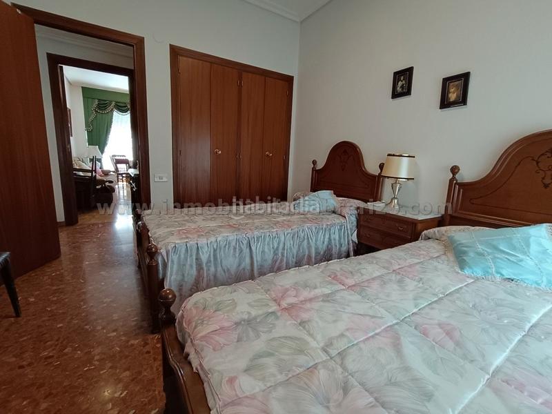 Foto e2b9119c-8d1b-4d20-94c2-a33935f8106a. Flat with heating in Jesuitas Logroño