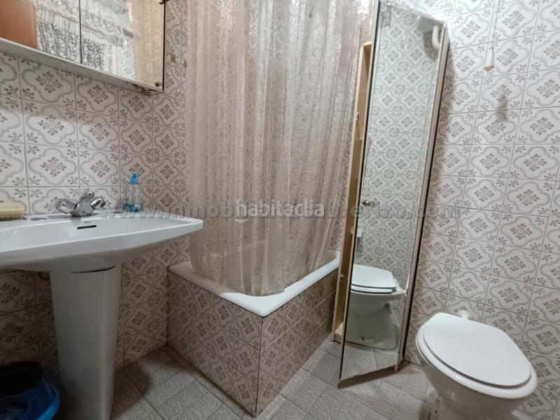 Foto e7a33a8f-8bde-4562-a692-02f7358f5285. Pis amb calefacció a Jesuitas Logroño