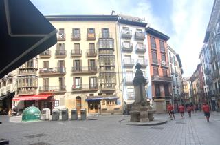 Pis  Calle navarrería. Estupendo piso en plena calle navarrería de pamplona