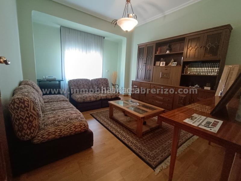 Foto 9ffdde9c-2084-42e2-80be-447b78027f54. Appartamento con riscaldamento in Jesuitas Logroño