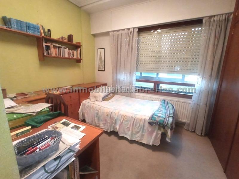 Foto 9bf6a8c2-cd0b-44f9-a542-cd1df42f6ea1. Piso en Residencia Logroño