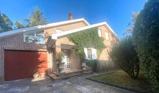 Xalet  Avenida alaiz. Magnífico chalet independiente en ubicación privilegiada, valle
