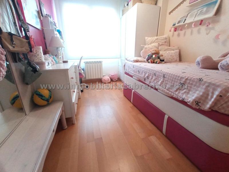 Foto 188654fe-dc48-4288-9207-7542569f8dd9. Appartamento con riscaldamento parcheggio piscina in Logroño
