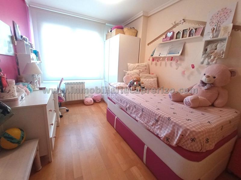 Foto a9073611-a48a-4785-a5fd-8dc1d2214f7b. Appartement avec chauffage parking piscine dans La Cava - Fardachón Logroño