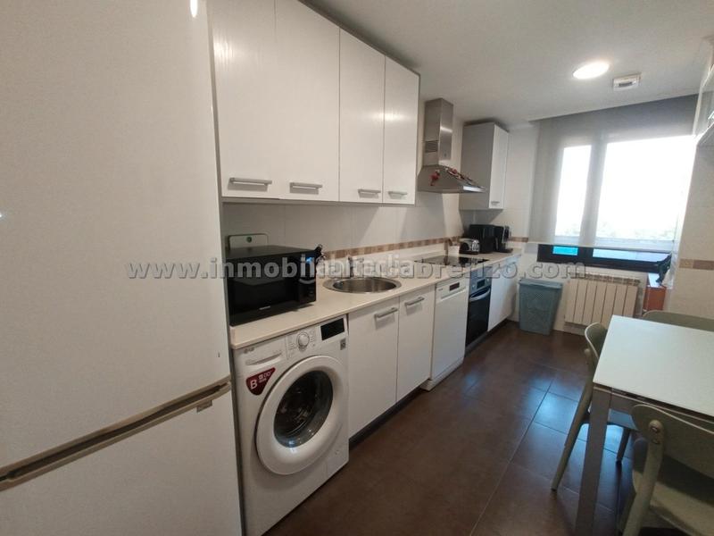 Foto 2aabc4d1-0a40-464d-9fb0-5d0e95c1d88c. Flat with heating parking pool in La Cava - Fardachón Logroño