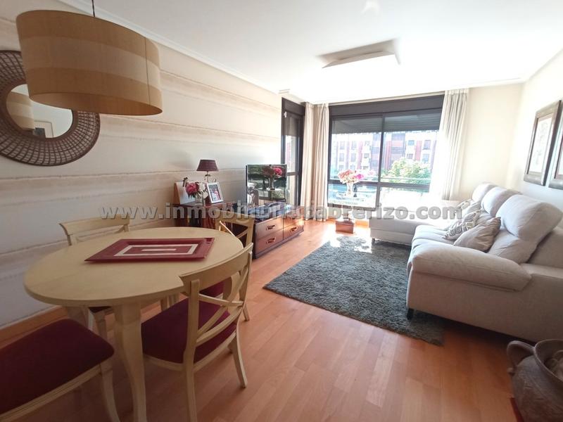 Foto 3207db9f-c306-4979-9475-6372461c8d15. Flat with heating parking pool in La Cava - Fardachón Logroño