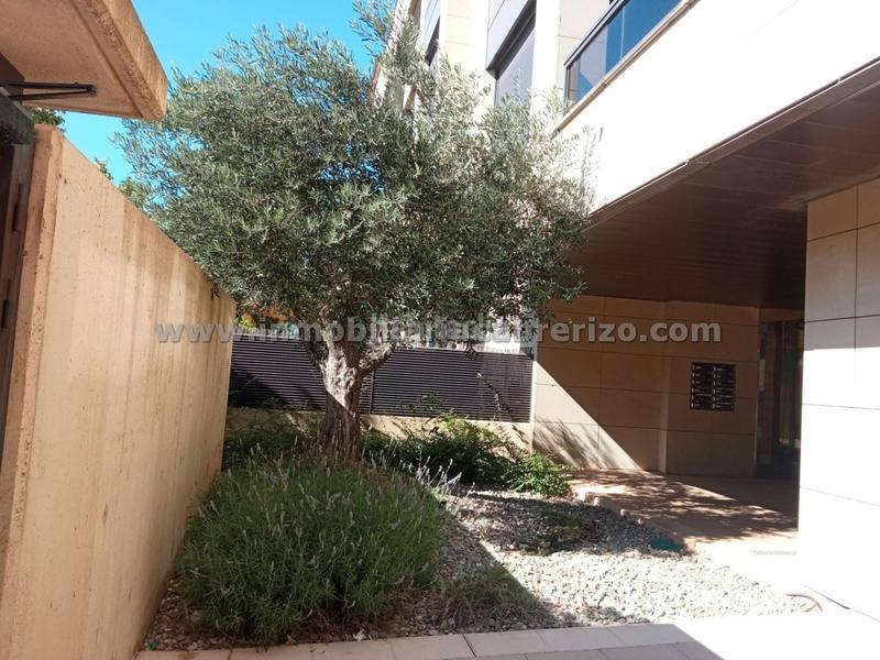 Foto 5d1e2c4a-9319-4219-ae96-1803ff1eba64. Flat with heating parking pool in La Cava - Fardachón Logroño