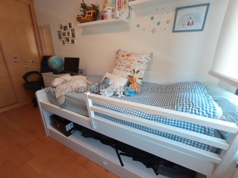 Foto 9239bc32-7dbd-486d-80bb-cdd2482c12cb. Flat with heating parking pool in La Cava - Fardachón Logroño