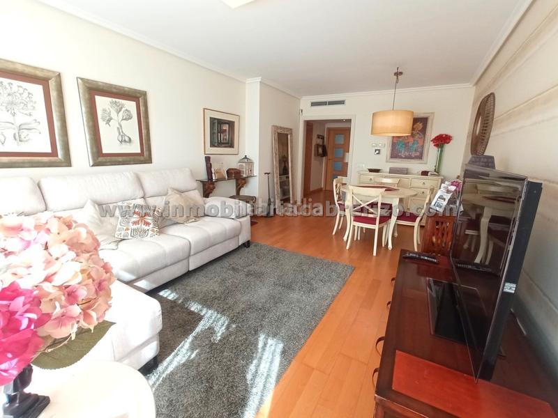 Foto cf0a6614-2d70-4f14-9dff-40f019714005. Flat with heating parking pool in La Cava - Fardachón Logroño