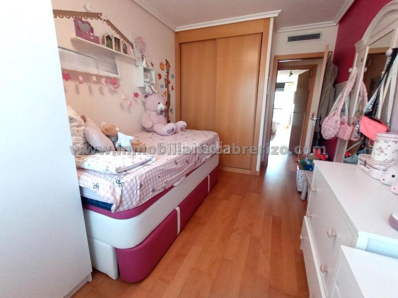 Foto 7746d178-5664-481b-8470-a4e3b27f8315. Pis amb calefacció aparcament piscina a La Cava - Fardachón Logroño