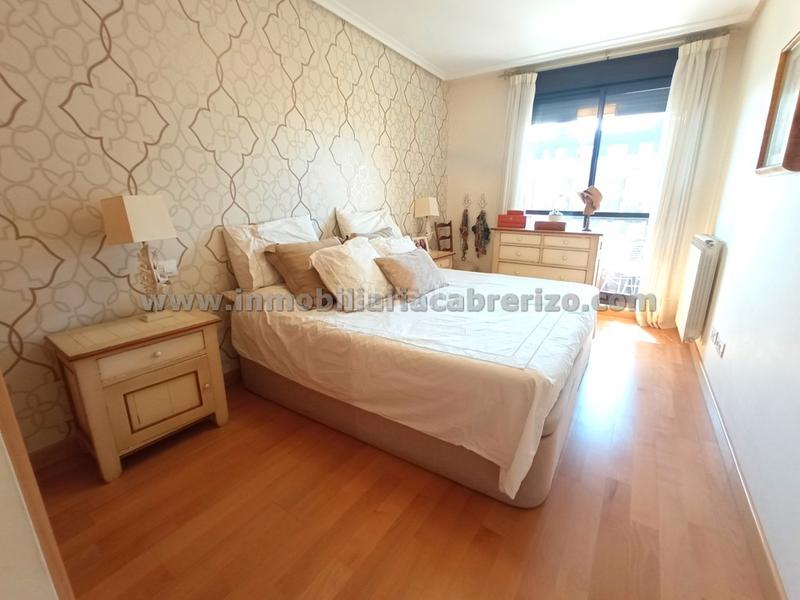Foto c6ab35fa-ba07-474e-aff7-fd8be8f0938c. Pis amb calefacció aparcament piscina a La Cava - Fardachón Logroño