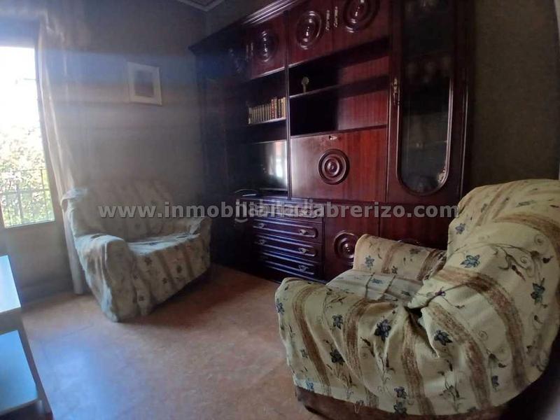Foto 15d4c6cf-f5b7-4d68-be4a-3383021775c4. Appartamento con riscaldamento parcheggio in Lardero