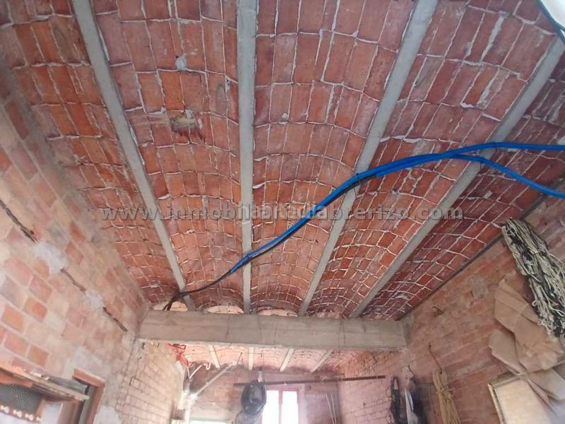 Foto c17737a5-92da-4551-a5c1-0b481fdfce11. Appartamento con riscaldamento parcheggio in Lardero