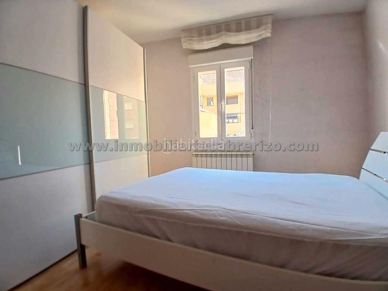 Foto e0ade958-cfd3-42e3-a7eb-c2743591fba6. Estudio en Oeste Logroño