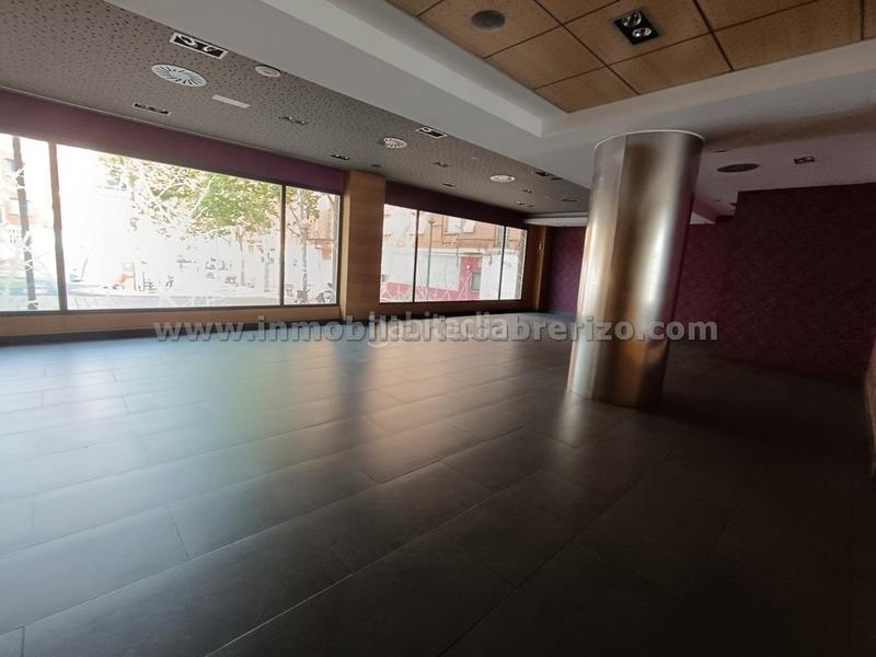 Foto 109f2520-01af-4b85-b119-e723bcf2e445. Local comercial en La Estrella Logroño