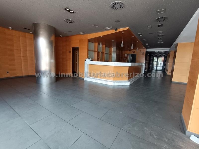 Foto 45b8fb86-7de6-4f5e-9c4b-c2a4a35445f9. Local comercial en La Estrella Logroño