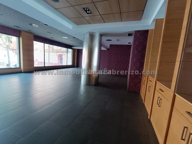Foto 631e1c32-ffbb-4e57-8e8a-0ce61fc0434d. Local comercial en La Estrella Logroño