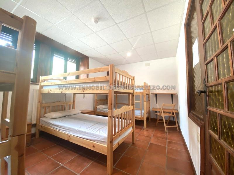 Foto 04d9a2a5-3f8b-429e-885d-0bbf89d7a141. Casa adosada albergue usda, casa noble en piedra a la venta en Obanos