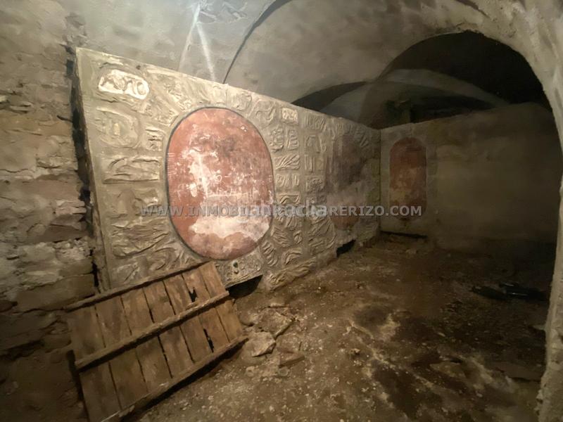 Foto 4a6628cf-c217-40f6-83c5-55d02181386e. Casa adosada albergue usda, casa noble en piedra a la venta en Obanos