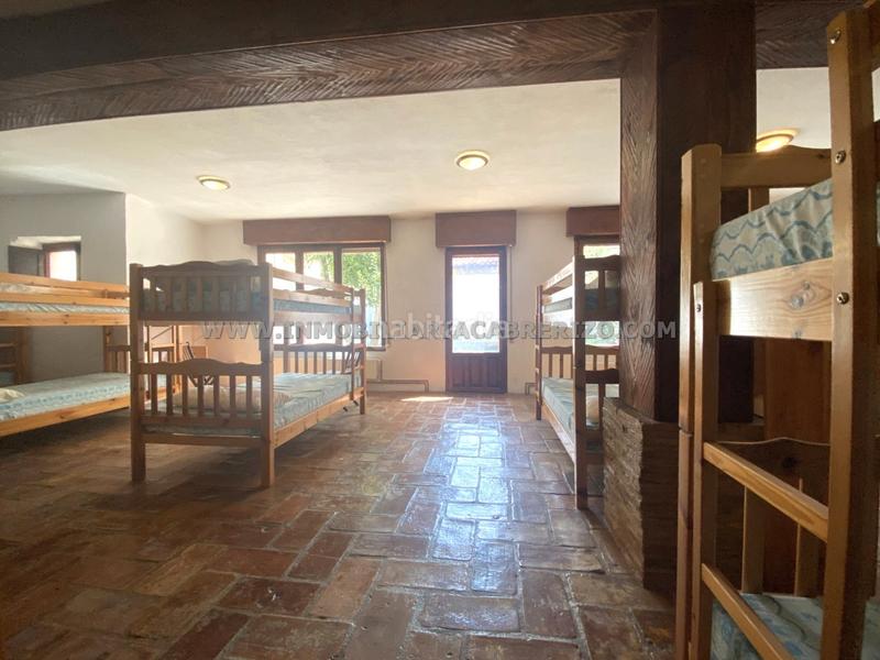 Foto 74720187-a4b2-4061-be66-3dfa6cf43cb0. Casa adosada albergue usda, casa noble en piedra a la venta en Obanos