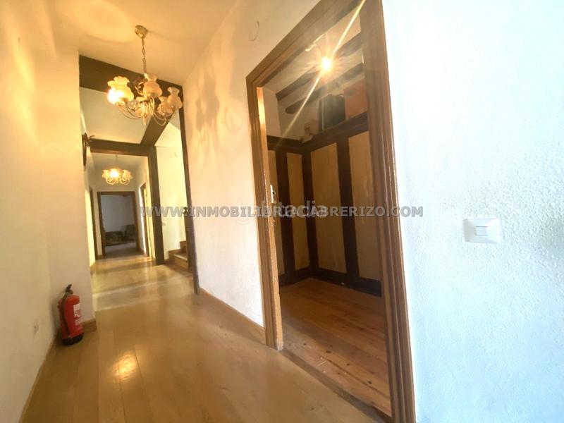 Foto 7956858f-276d-4aae-9f8f-cd0fed34b0b5. Casa adosada albergue usda, casa noble en piedra a la venta en Obanos