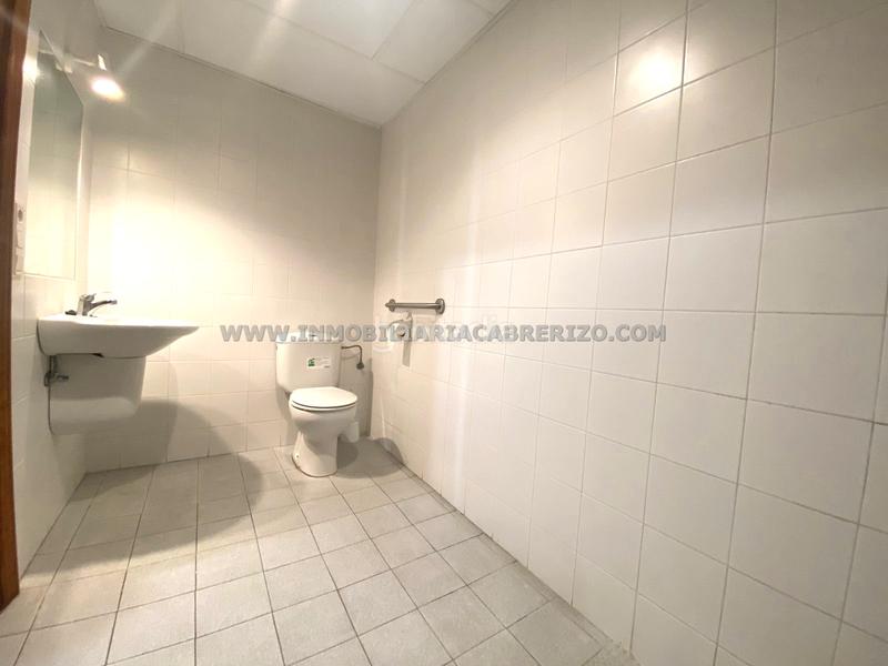 Foto 83b9881b-748d-4bcf-a80e-95ddf645f75b. Casa adosada albergue usda, casa noble en piedra a la venta en Obanos