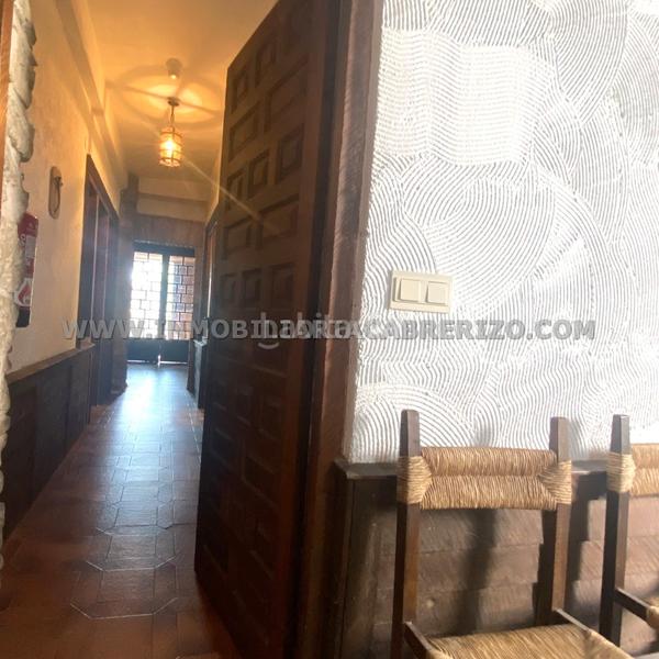Foto b2641246-e507-4588-945f-8d35b548cb50. Casa adosada albergue usda, casa noble en piedra a la venta en Obanos