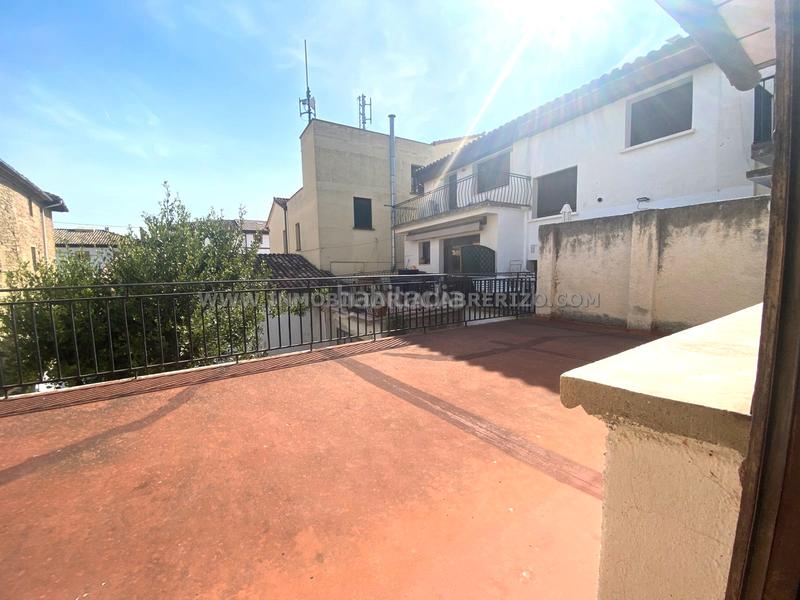 Foto be852693-c91a-4574-87cc-c768bd41d6bd. Casa adosada albergue usda, casa noble en piedra a la venta en Obanos