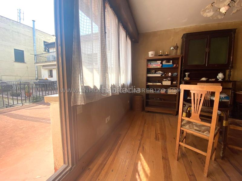 Foto bf8e5d6e-b68c-4f39-beb9-d1c76189a86a. Casa adosada albergue usda, casa noble en piedra a la venta en Obanos
