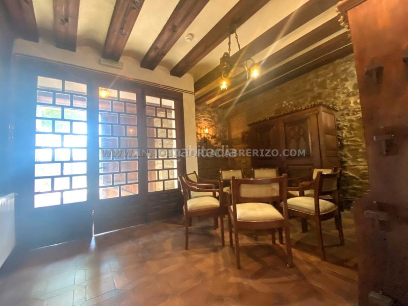 Foto d921d479-29d6-4a97-813f-98d16c3009cd. Casa adosada albergue usda, casa noble en piedra a la venta en Obanos