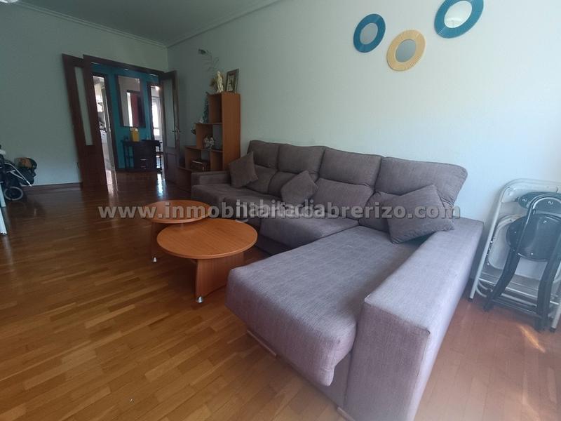 Foto ef7d2a22-00d1-45fb-b217-561c088f12ad. Apartament amb calefacció aparcament piscina a Portillejo - Valdegastea Logroño
