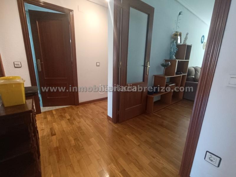 Foto f16e6342-7fce-48ab-a16d-5dab7c488ce9. Apartament amb calefacció aparcament piscina a Portillejo - Valdegastea Logroño