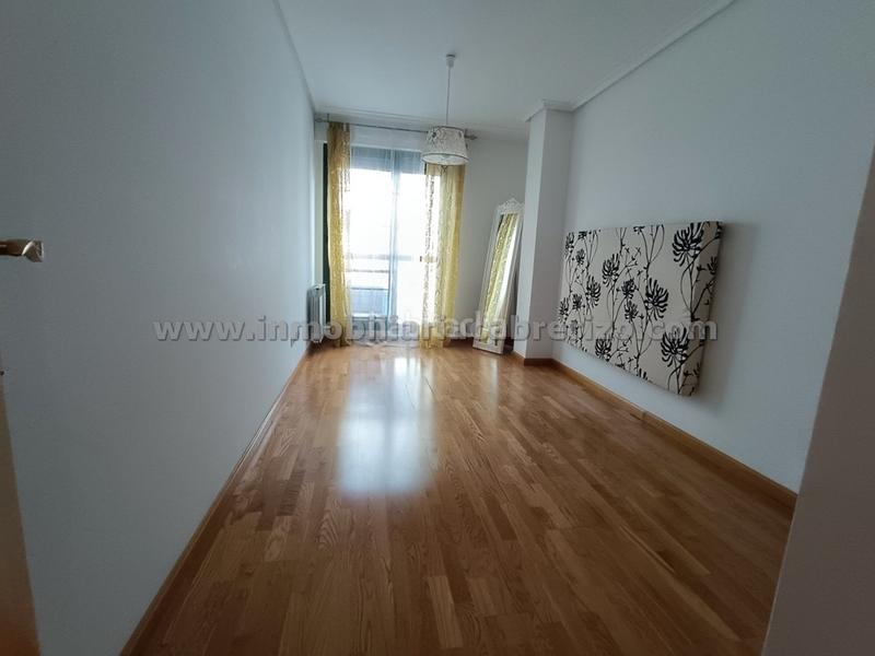 Foto eb1ccd60-c2af-4226-bf52-0951c60b1623. Apartamento en Lardero