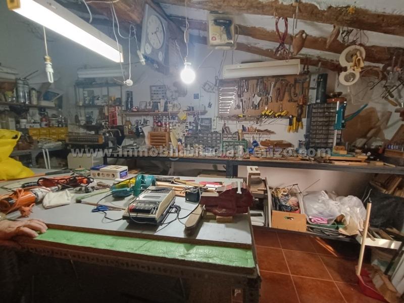 Foto 7eef0b9b-c2bb-494c-931a-99ad853da8b1. House with fireplace heating parking in Alberite