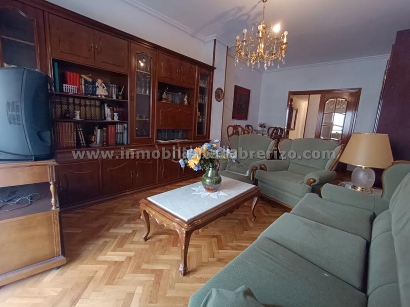 Foto 48ff49d0-0c64-4c60-8d81-e170ecec61f8. Piso en Juzgados Logroño